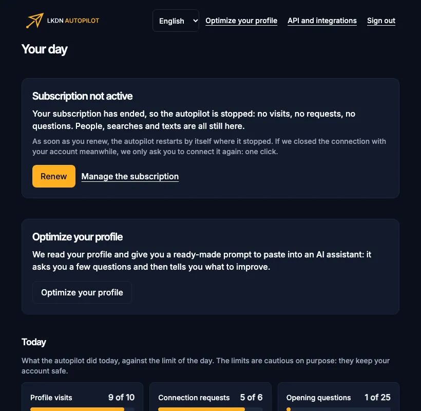 Subscription not active: the autopilot is stopped, with the Renew and Manage the subscription buttons.